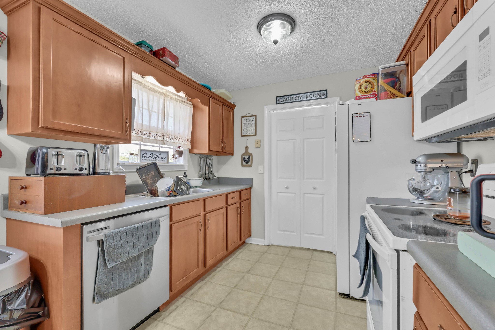 1664 Cedar Springs Circle Clarksville TN 37042
