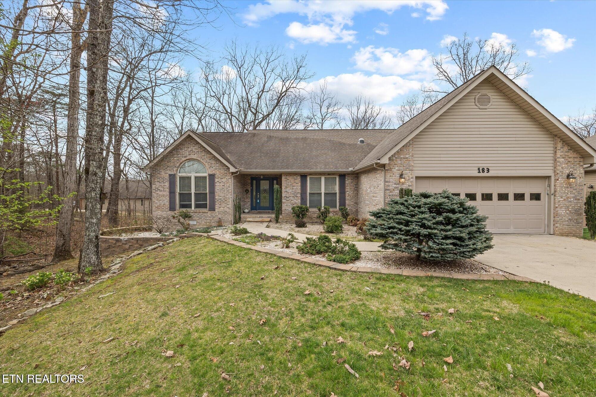 183 Trentwood Drive Crossville TN 38558
