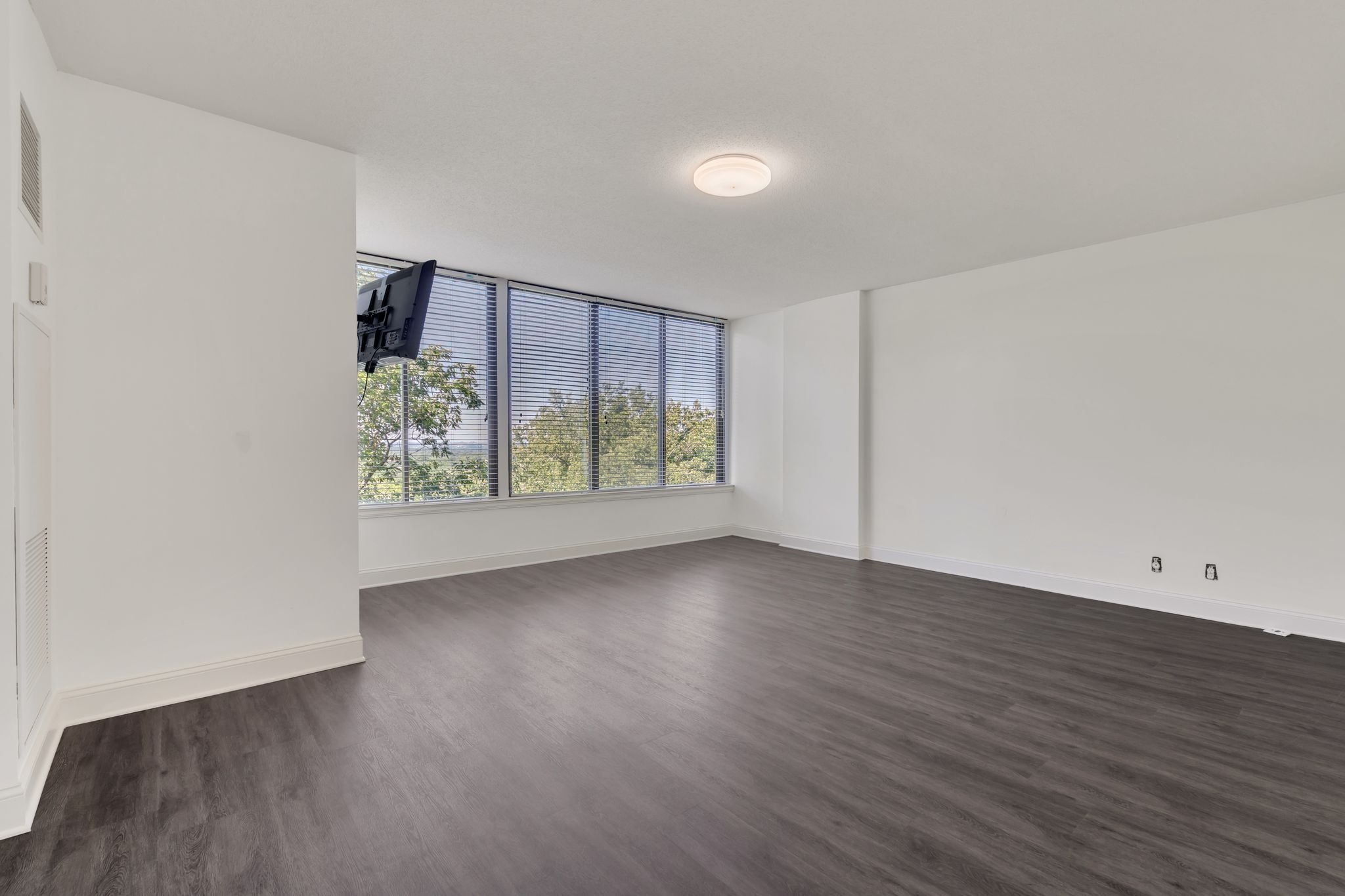 6666 Brookmont Terrace Nashville TN 37205