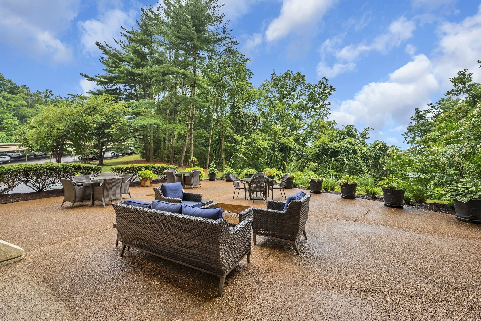 6666 Brookmont Terrace Nashville TN 37205