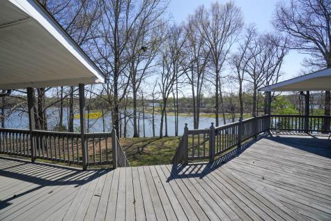 165 Cedar Point Road Bumpus Mills TN 37028