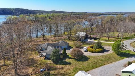 165 Cedar Point Road Bumpus Mills TN 37028