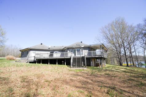 165 Cedar Point Road Bumpus Mills TN 37028