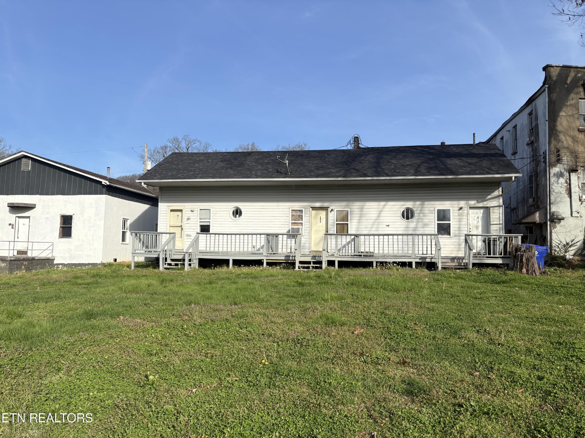 823 Siluria Street Harriman TN 37748