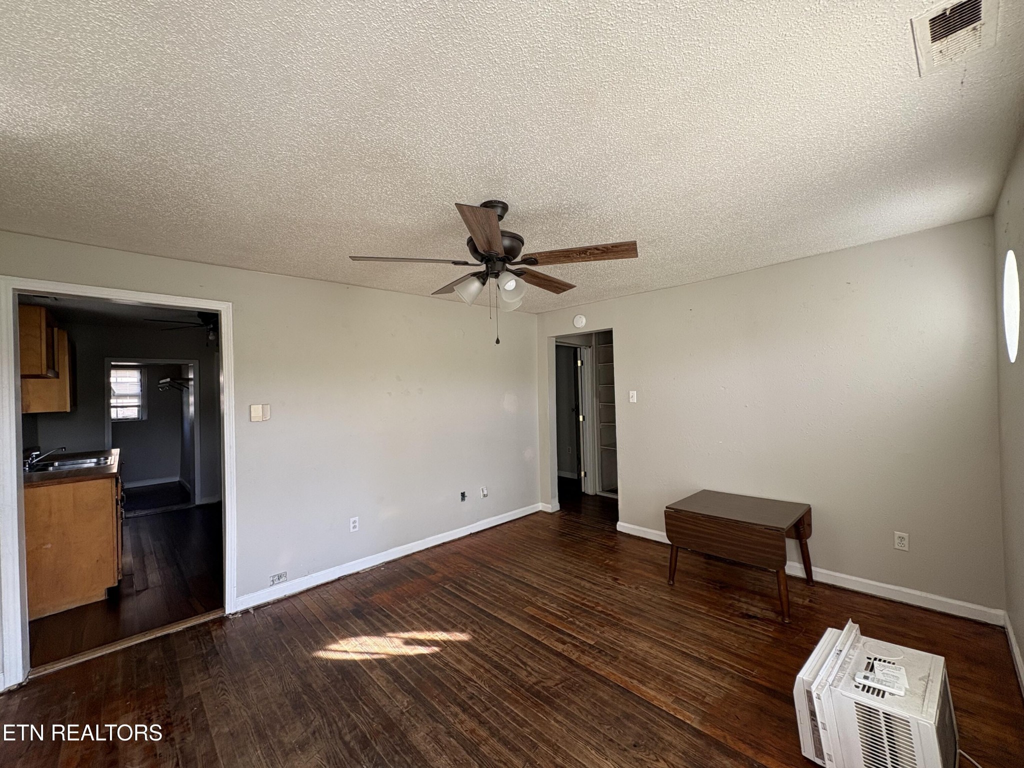 823 Siluria Street Harriman TN 37748