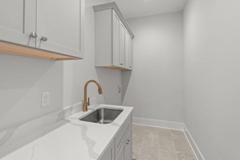 1919 Holly Street Nashville TN 37206