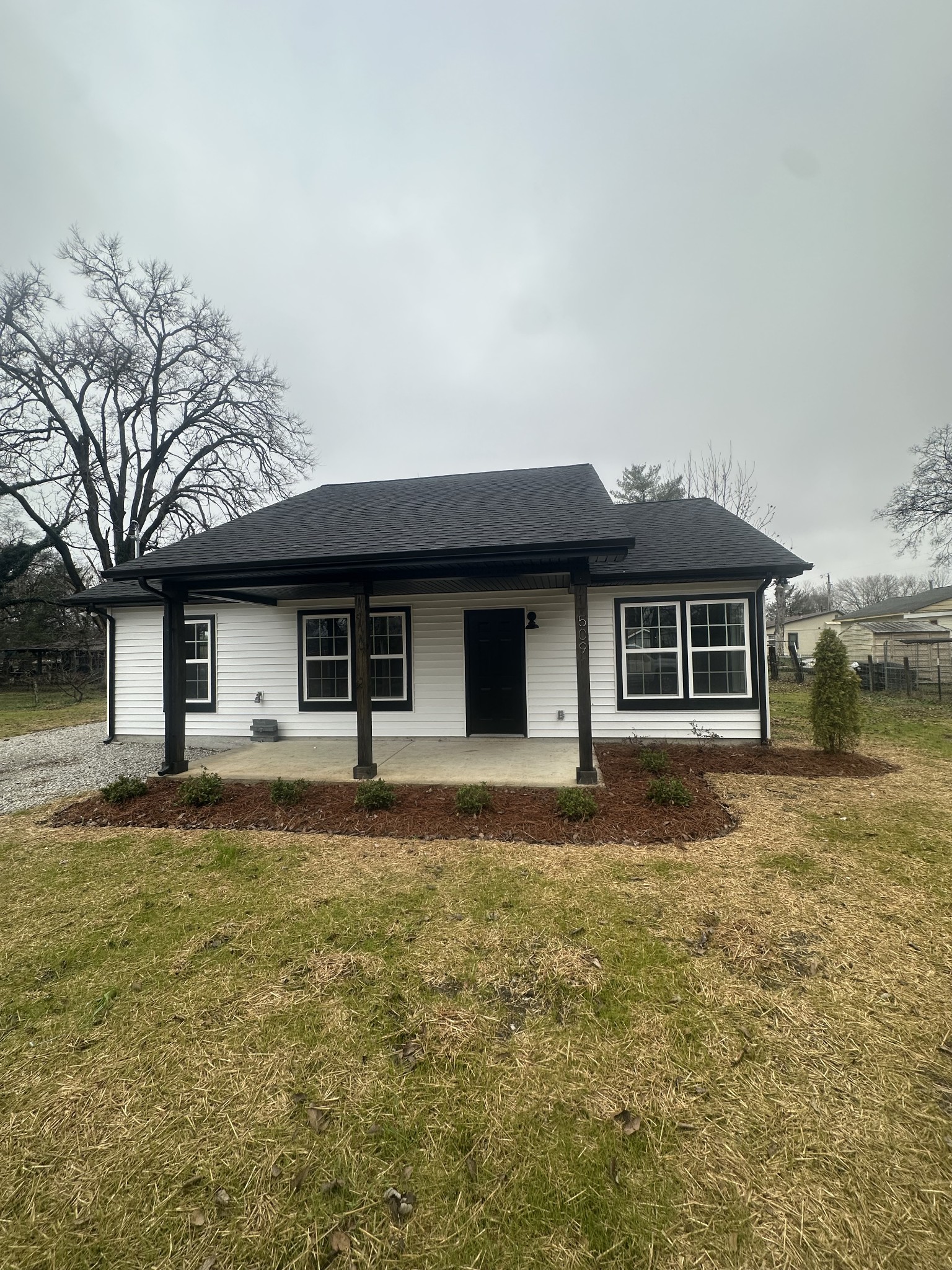 509 Brakefield Street Cowan TN 37318