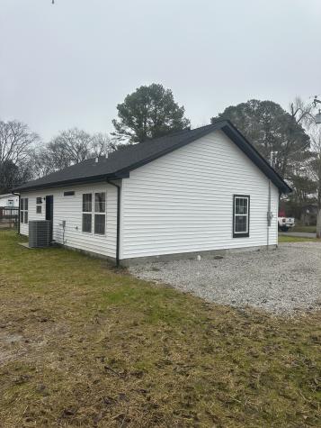 509 Brakefield Street Cowan TN 37318