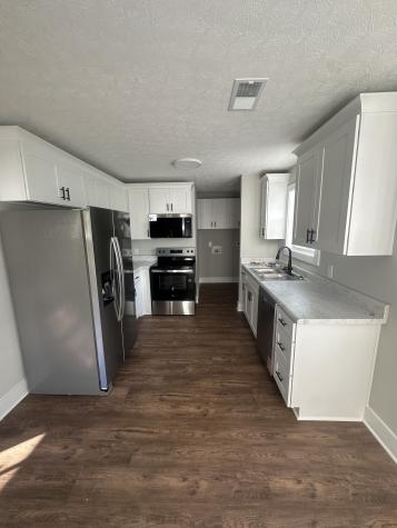 509 Brakefield Street Cowan TN 37318