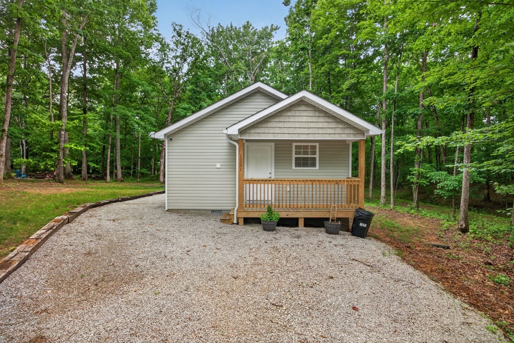 12111221 Camp Belle Air Road Sparta TN 38583