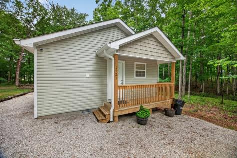 12111221 Camp Belle Air Road Sparta TN 38583