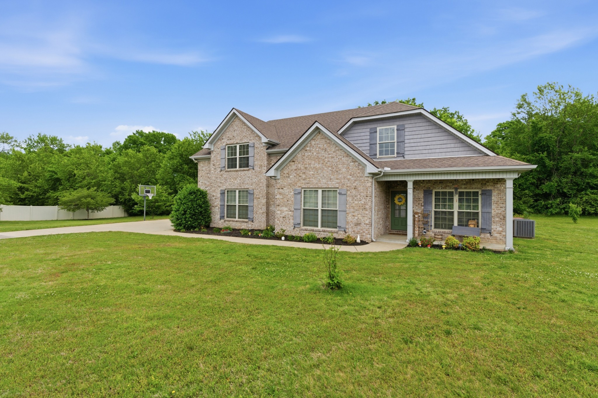 2004 Chapel Court Murfreesboro TN 37128