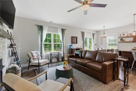 2004 Chapel Court Murfreesboro TN 37128