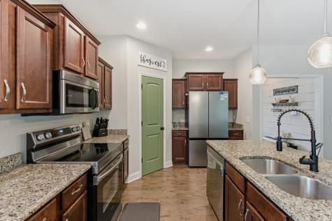 2004 Chapel Court Murfreesboro TN 37128