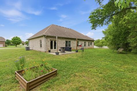 2004 Chapel Court Murfreesboro TN 37128