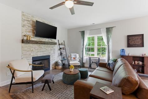 2004 Chapel Court Murfreesboro TN 37128