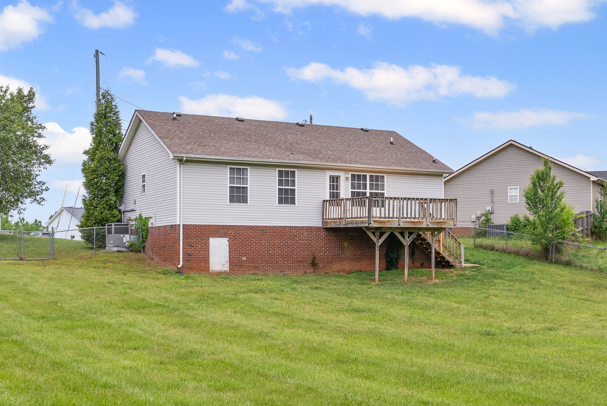 1051 Chucker Court Clarksville TN 37042