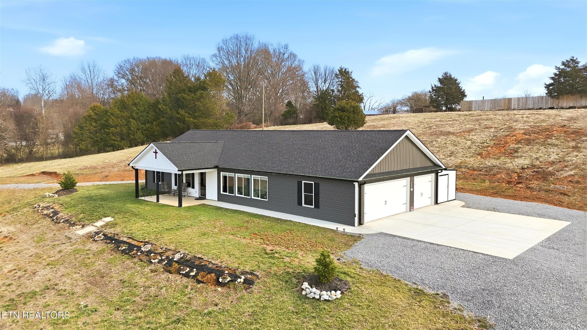 6911 Fairview Road Corryton TN 37721