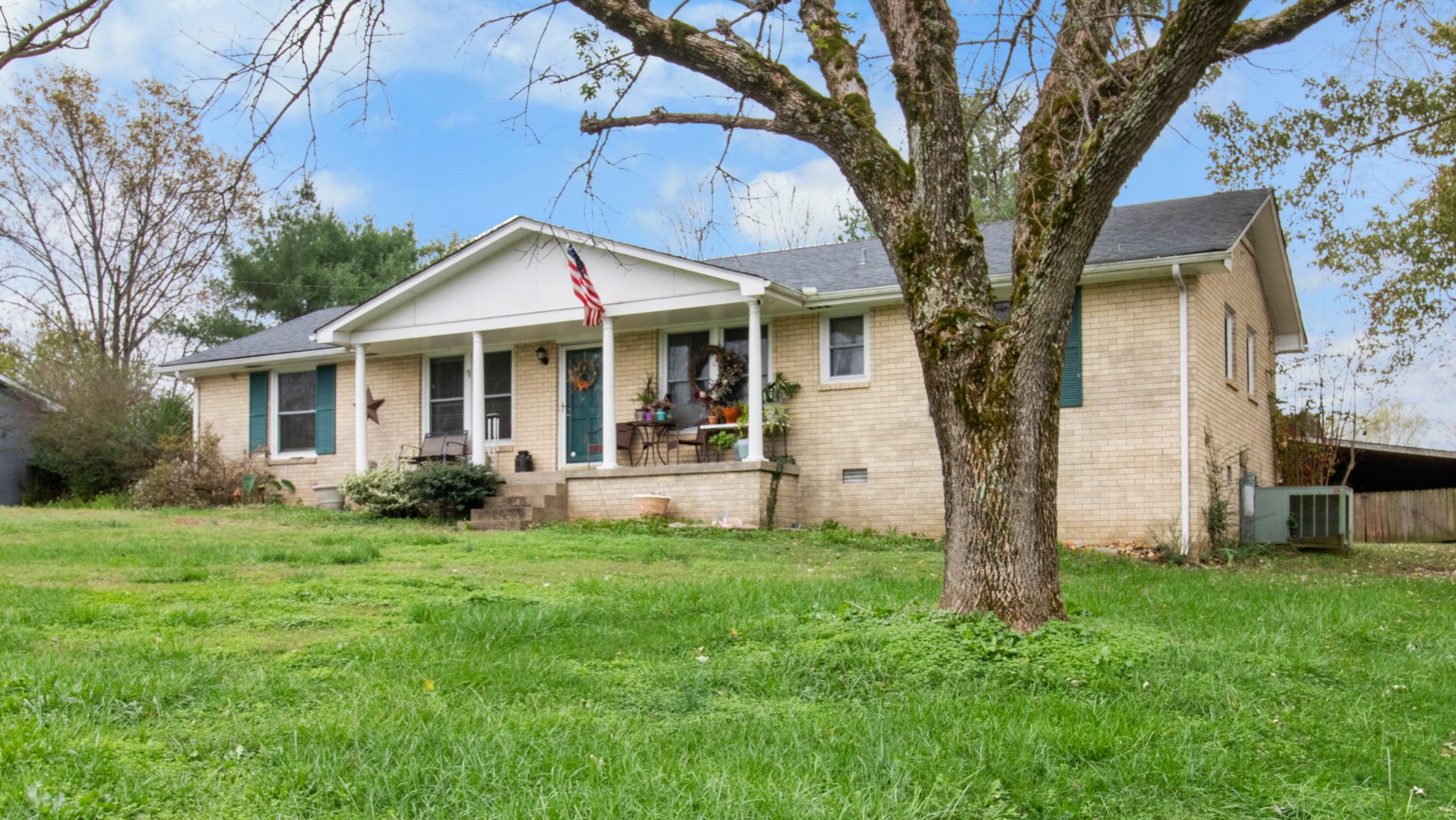 2113 Highway 12, N Ashland City TN 37015
