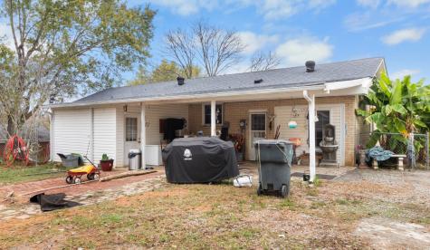 2113 Highway 12, N Ashland City TN 37015