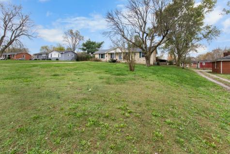 2113 Highway 12, N Ashland City TN 37015