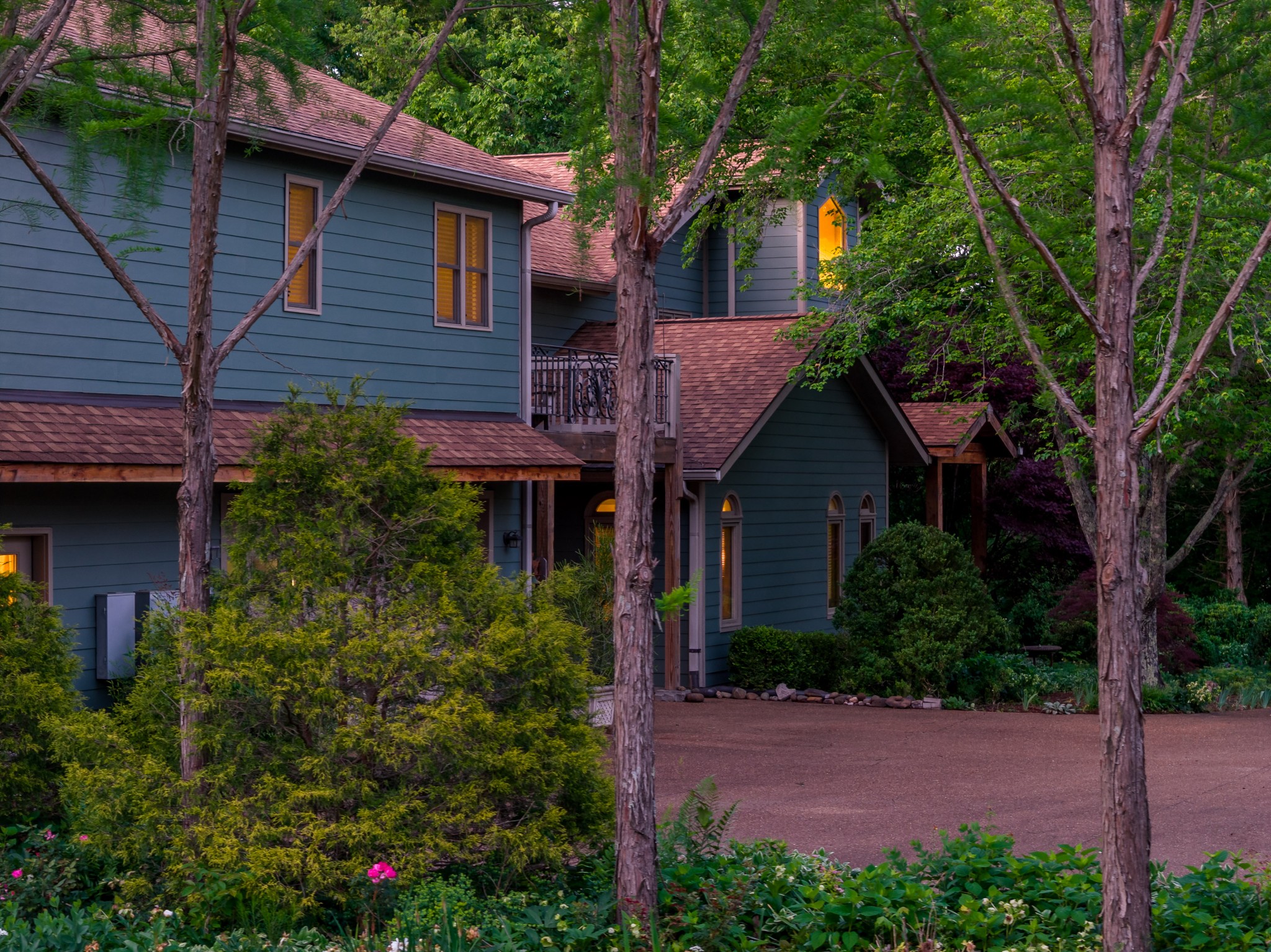 1098 Fred Gibbs Road White Bluff TN 37187
