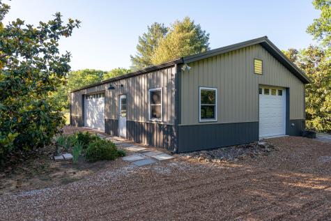 1098 Fred Gibbs Road White Bluff TN 37187