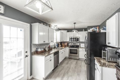446 Robins Trail Westmoreland TN 37186