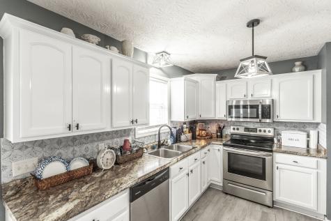 446 Robins Trail Westmoreland TN 37186