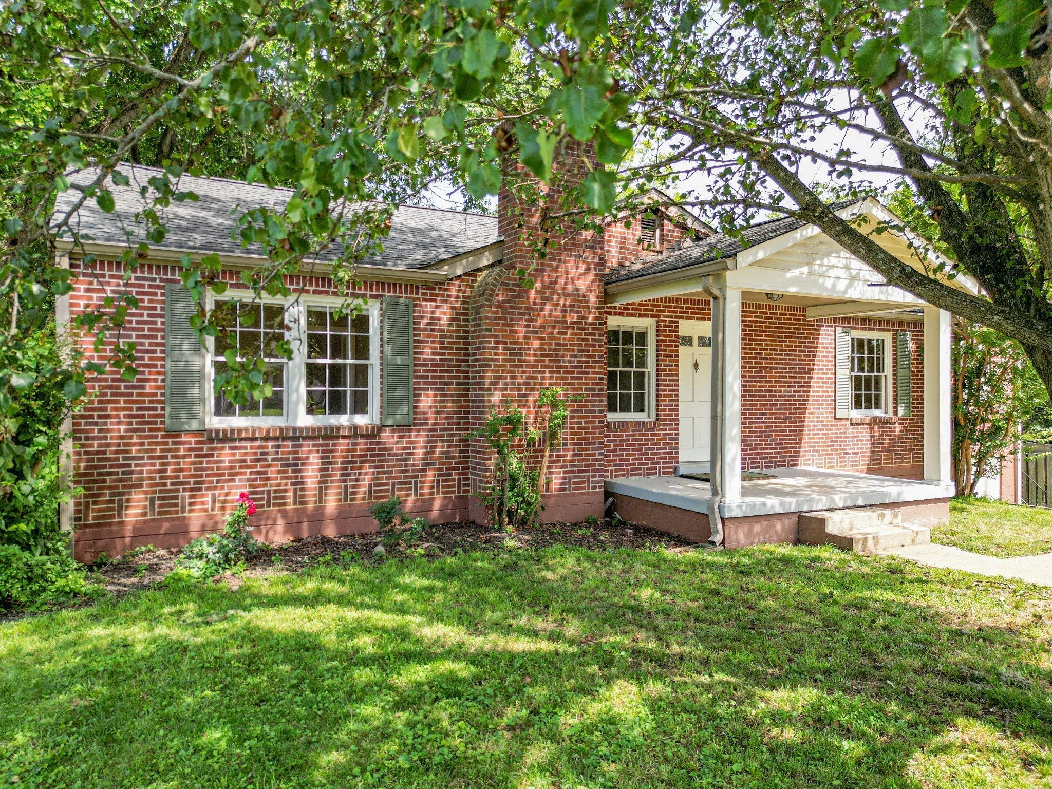 1204 Rolling Fields Drive Columbia TN 38401