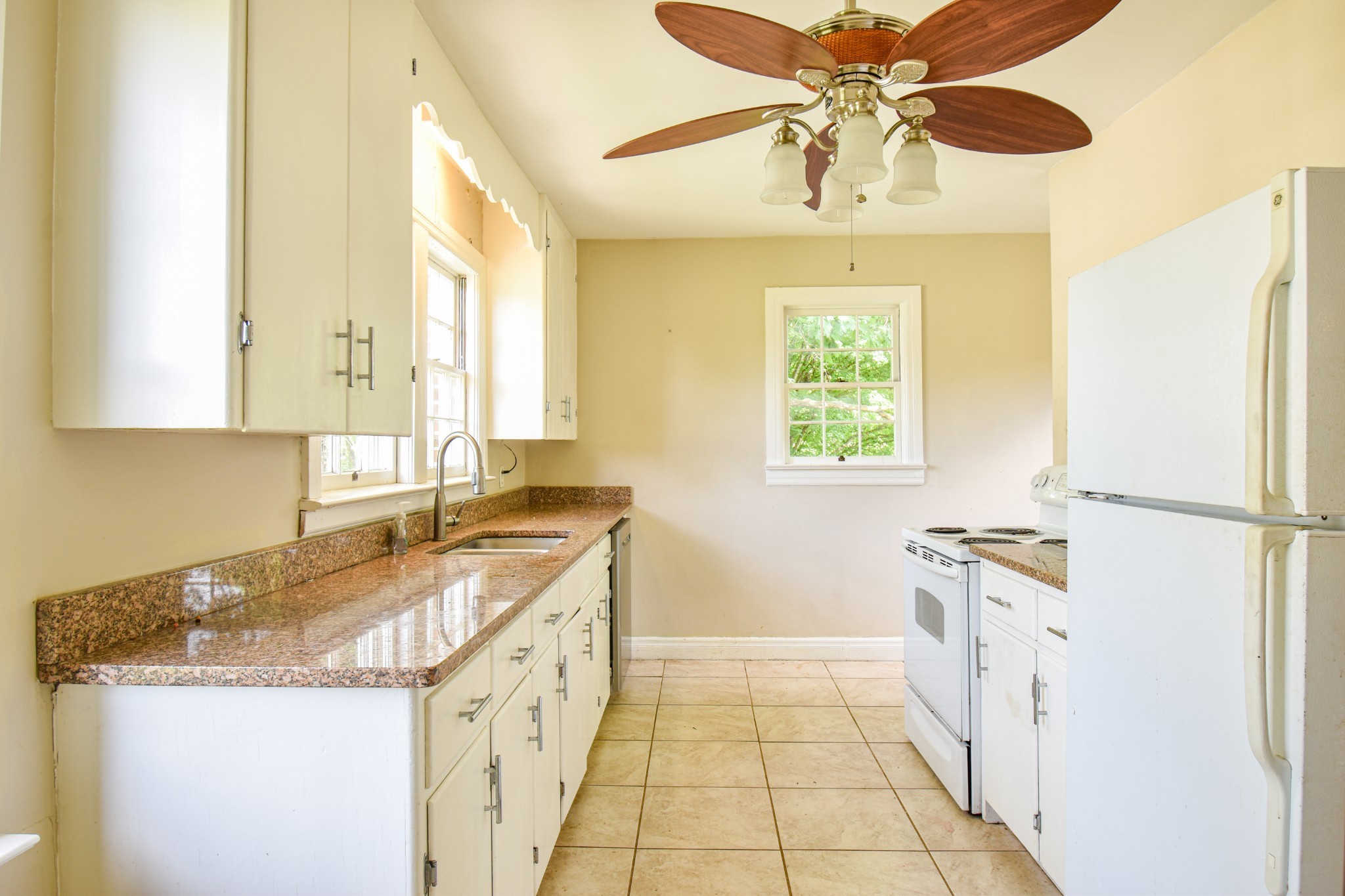 1204 Rolling Fields Drive Columbia TN 38401