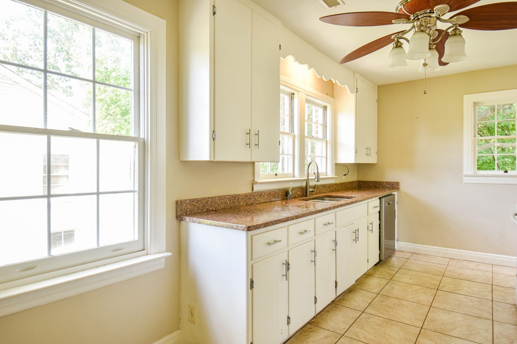 1204 Rolling Fields Drive Columbia TN 38401