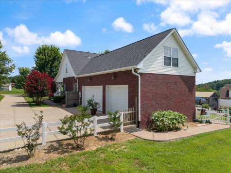 502 Woody Way Burns TN 37029