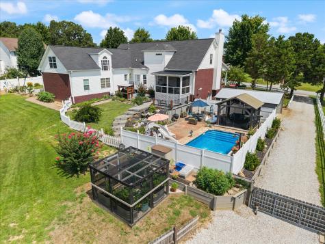 502 Woody Way Burns TN 37029