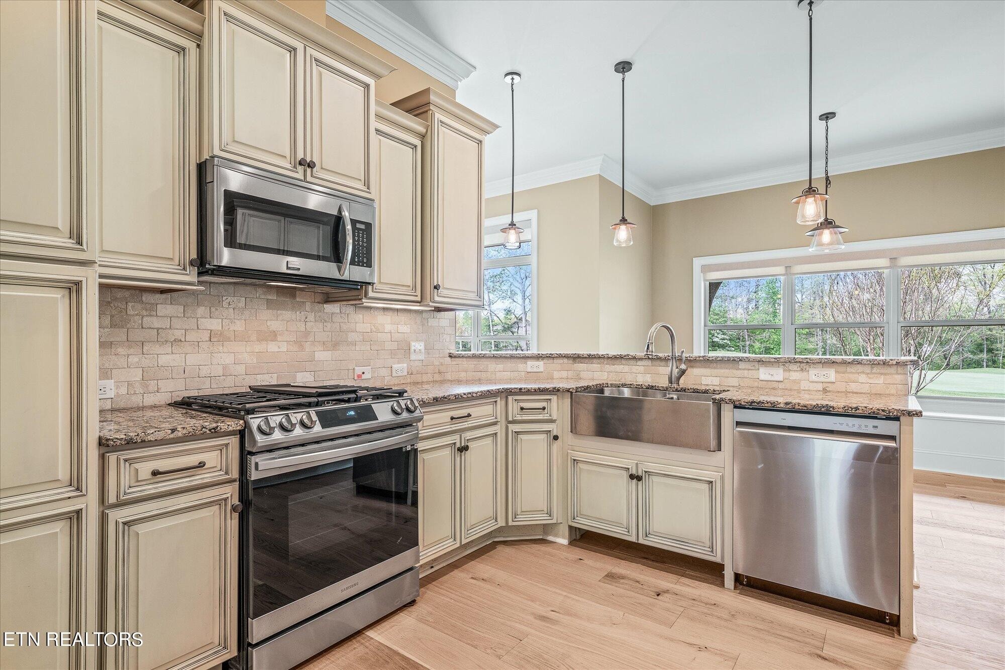 240 Forest Hill Drive Crossville TN 38558