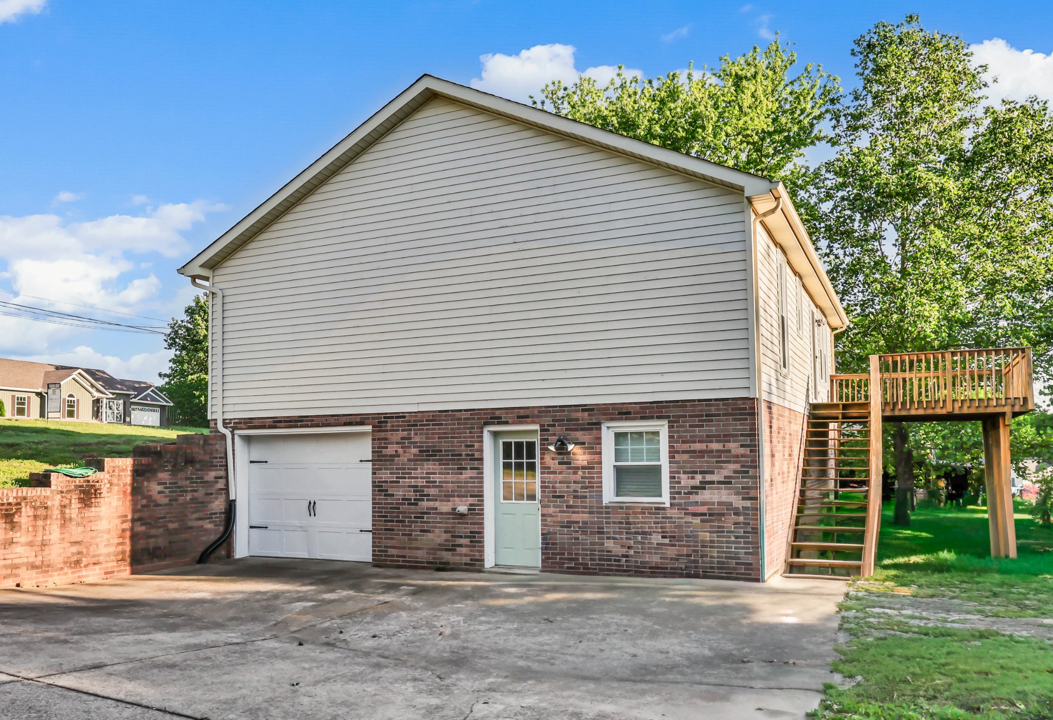 2660 Holt Lane Clarksville TN 37043