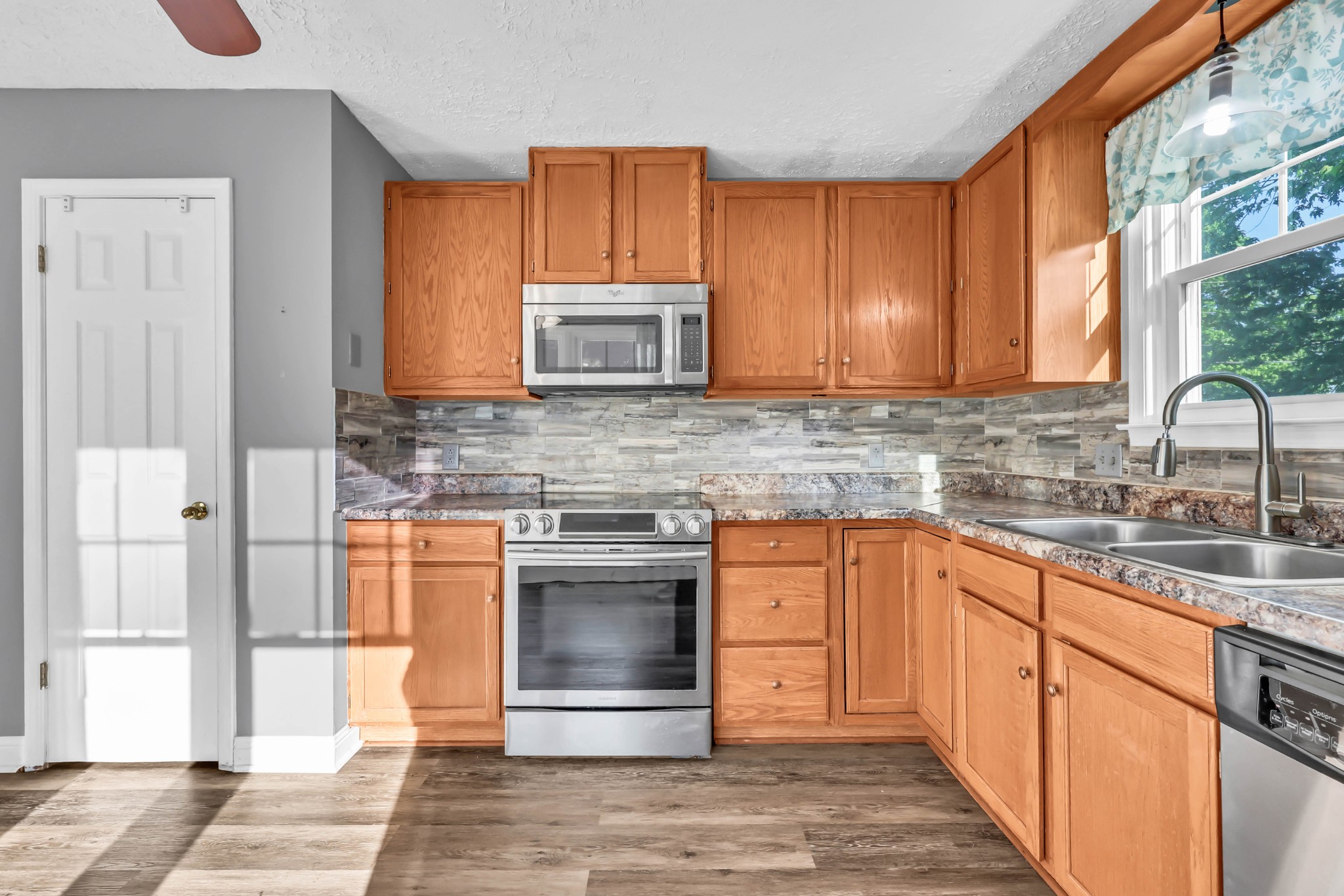 2660 Holt Lane Clarksville TN 37043
