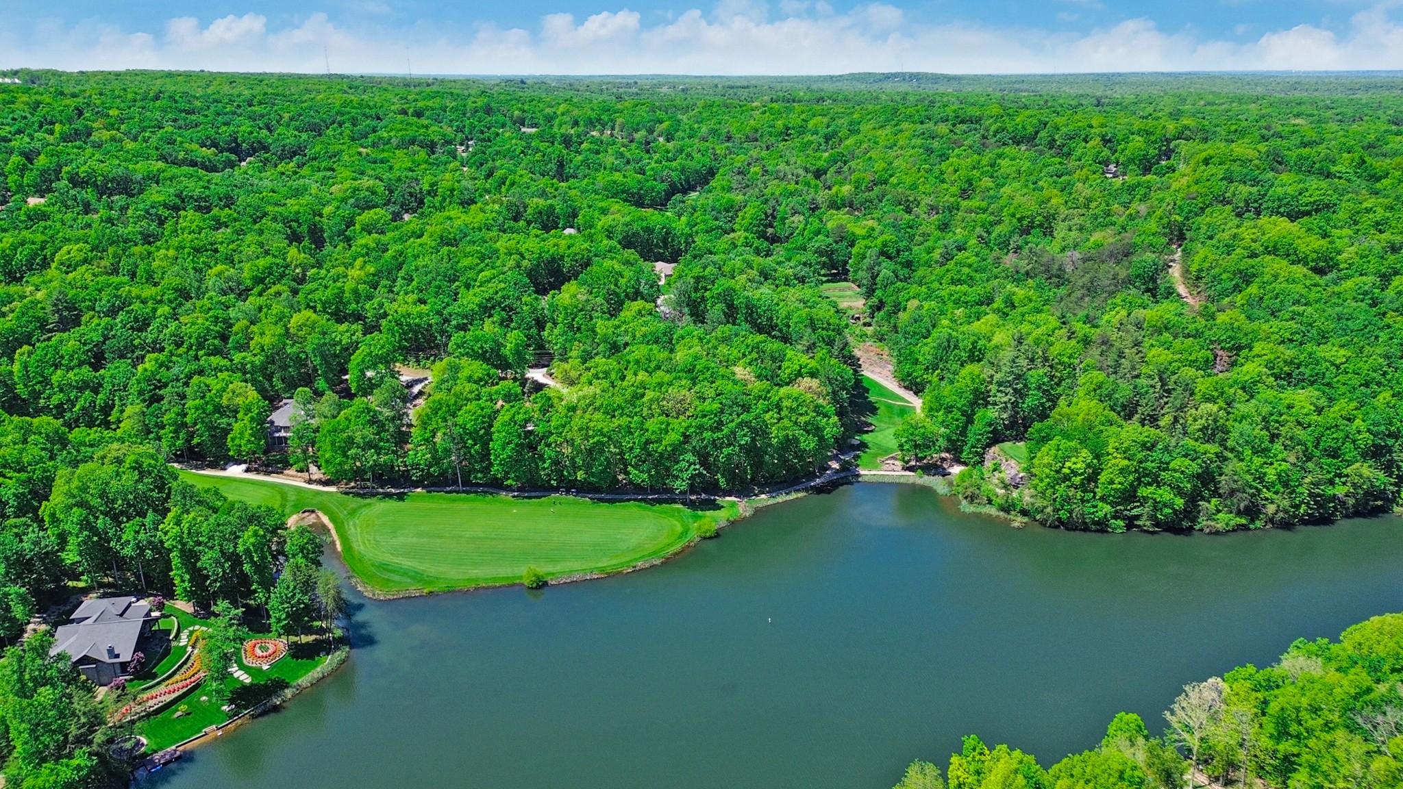 142 Pineridge Loop Crossville TN 38558