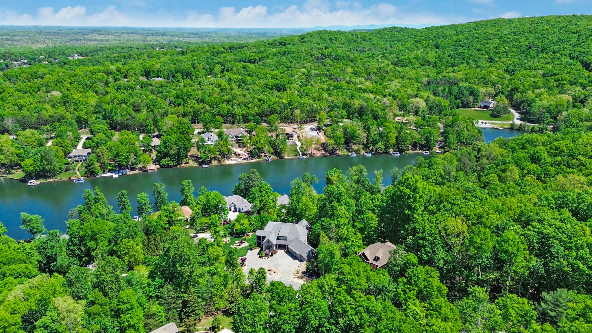 142 Pineridge Loop Crossville TN 38558