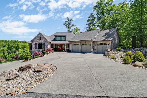 142 Pineridge Loop Crossville TN 38558