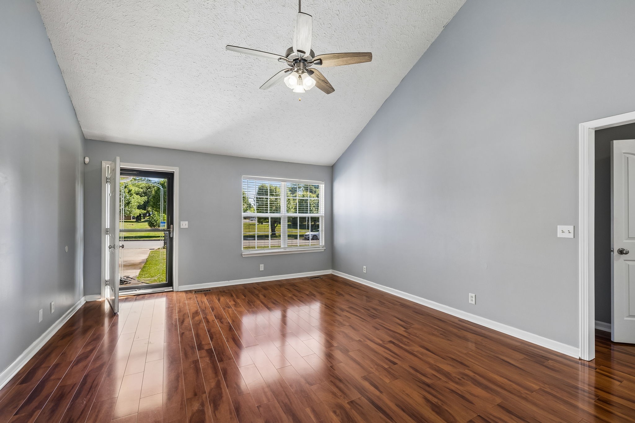 1328 Peachtree Street Murfreesboro TN 37129