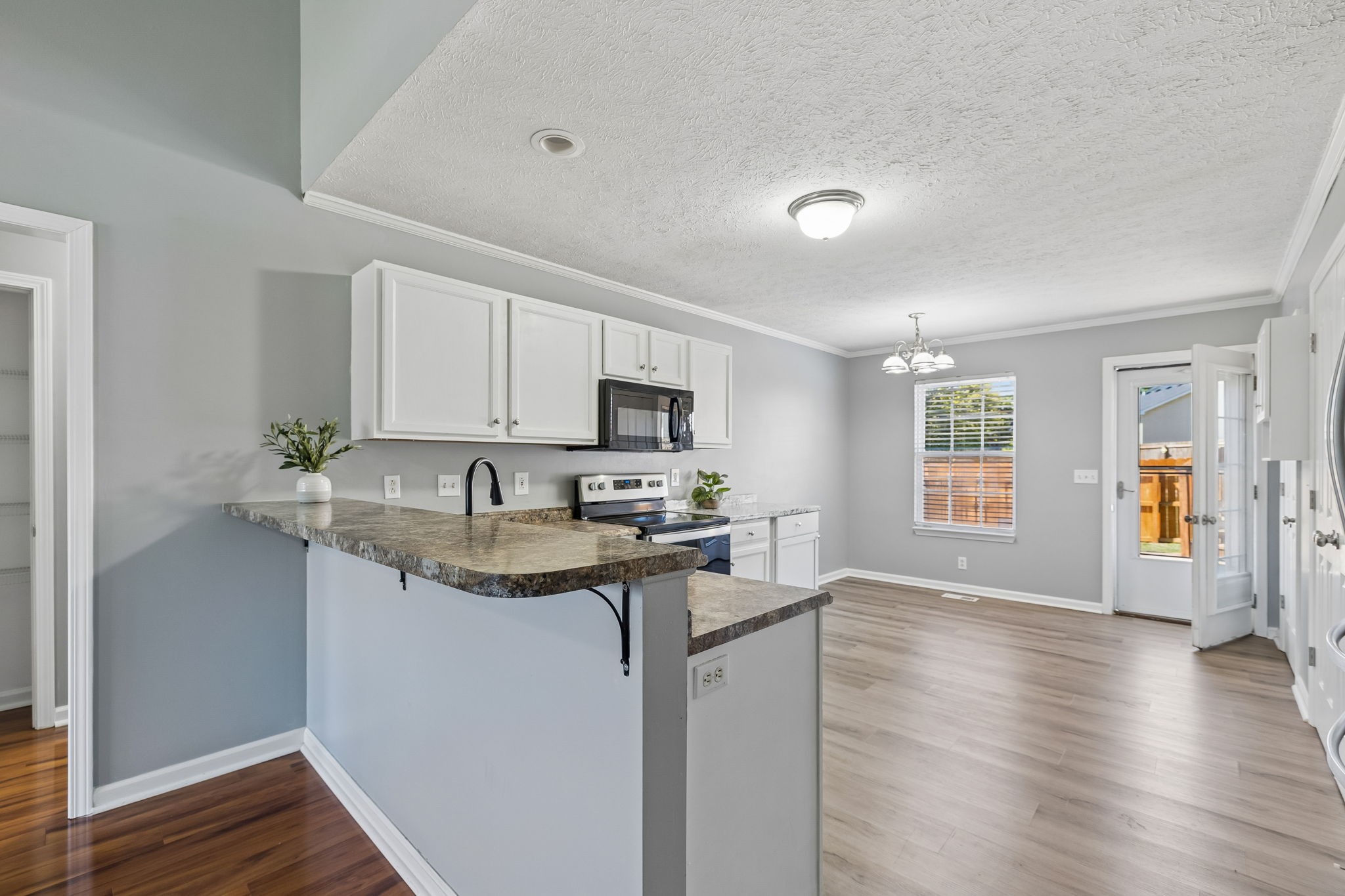 1328 Peachtree Street Murfreesboro TN 37129