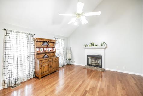 101 Victoria Ln, E Hendersonville TN 37075