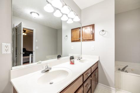 101 Victoria Ln, E Hendersonville TN 37075