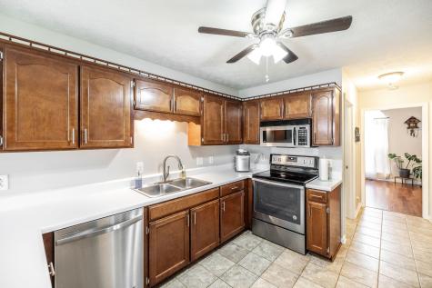 101 Victoria Ln, E Hendersonville TN 37075