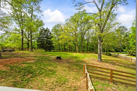 582 Als Lane Clarksville TN 37042