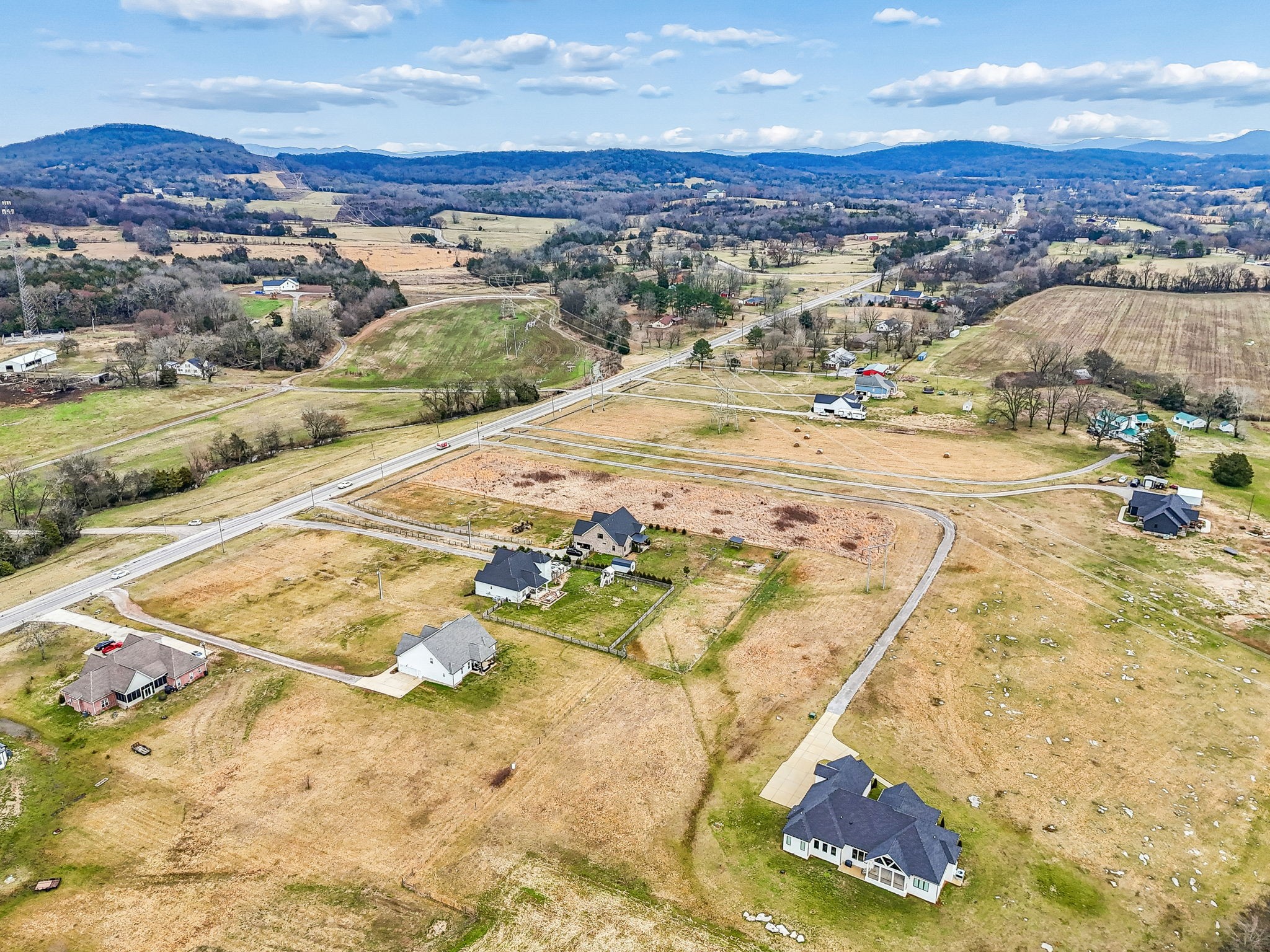 5 Sparta Pike Lebanon TN 37090