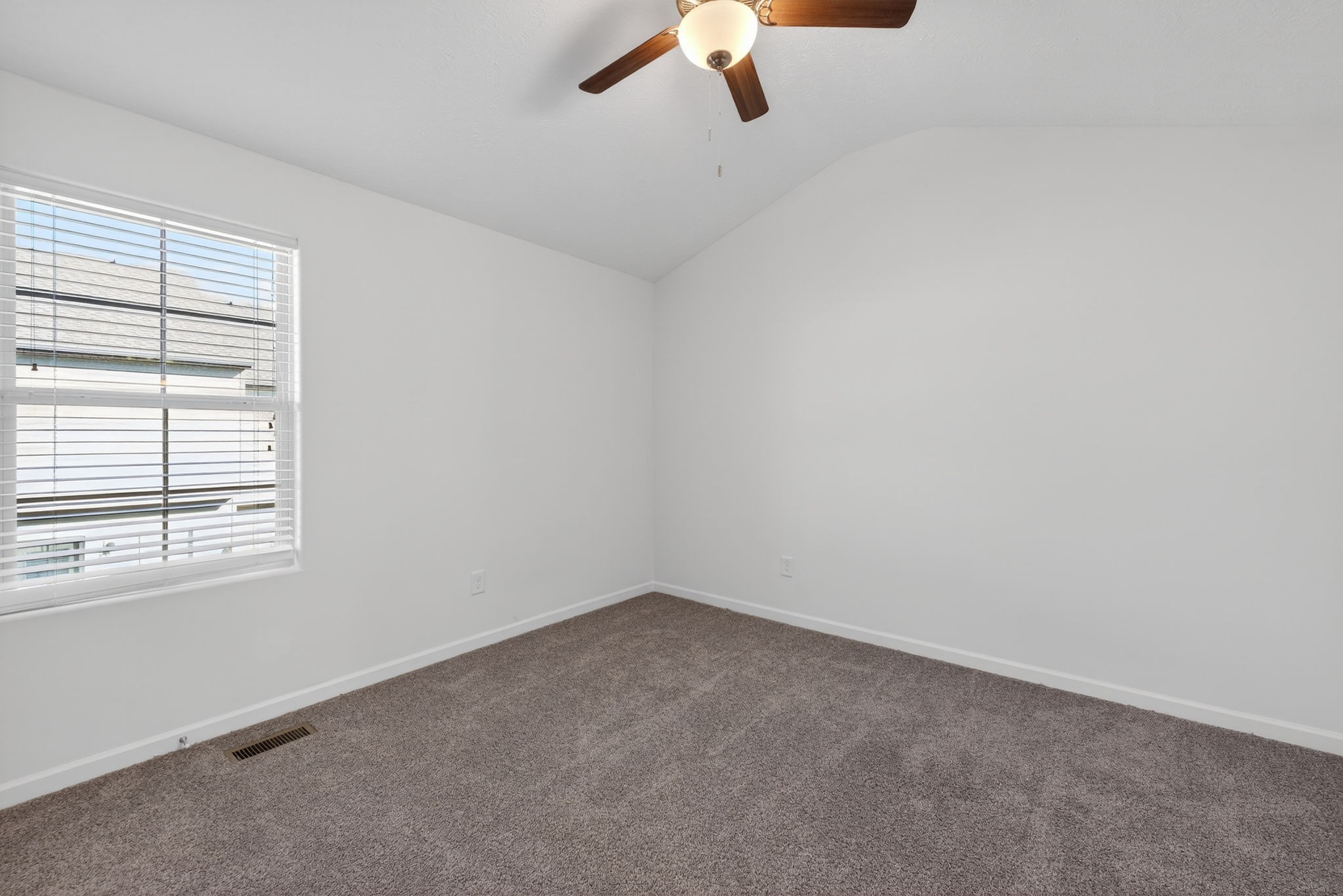 5326 Dan Post Way Murfreesboro TN 37128