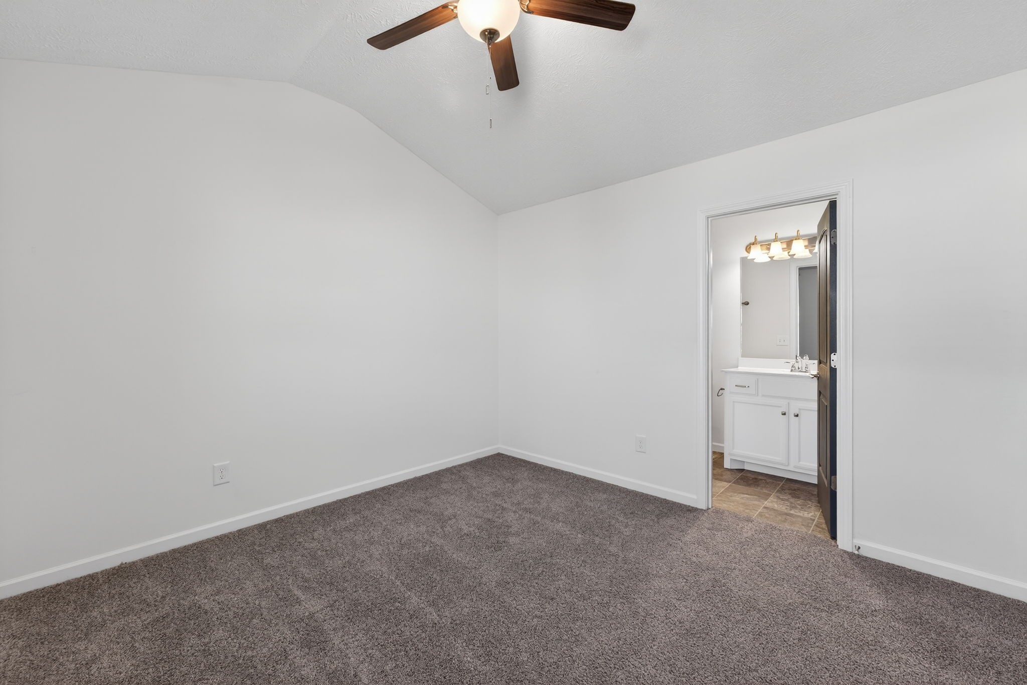 5326 Dan Post Way Murfreesboro TN 37128