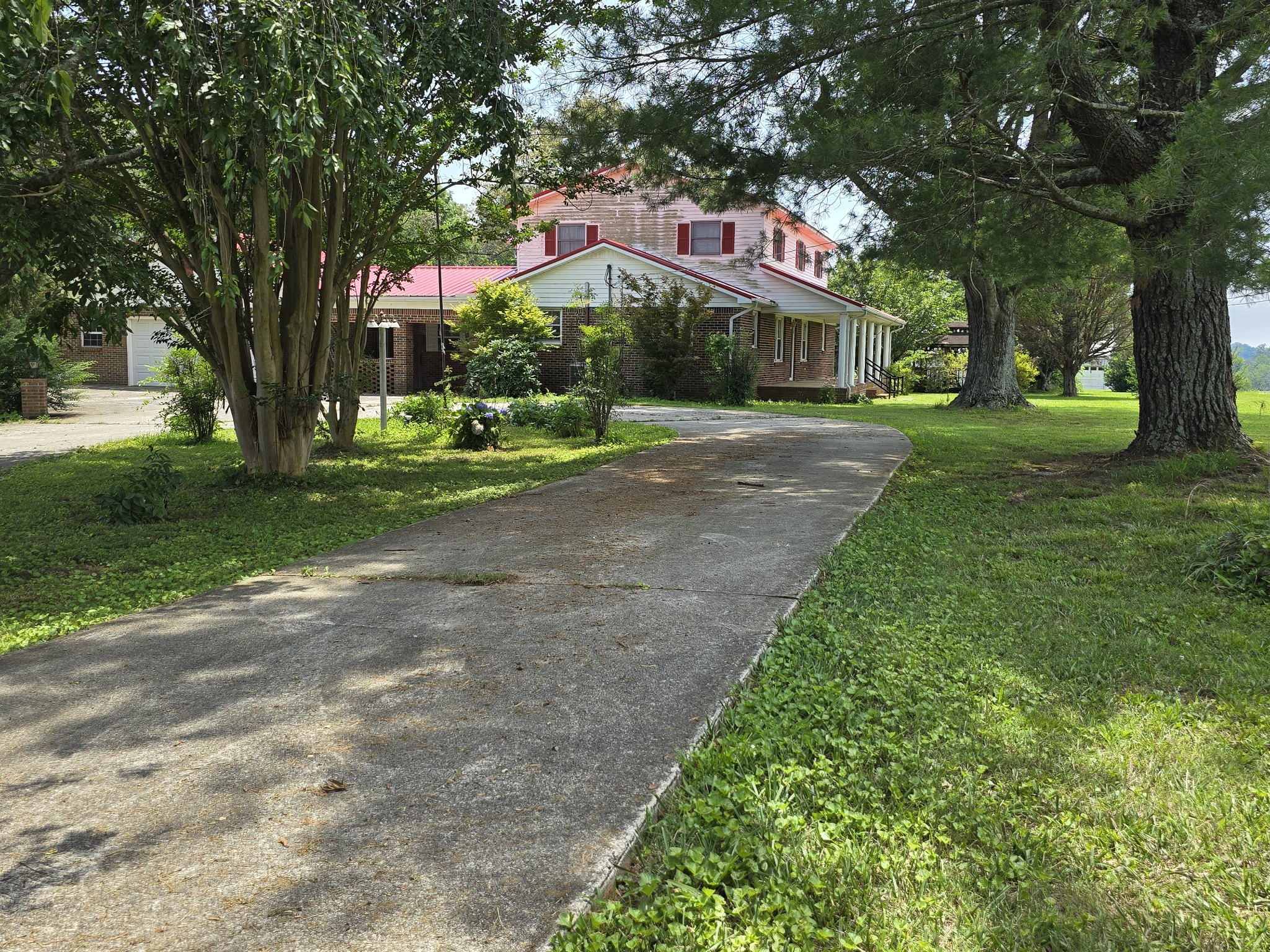 6579 Vervilla Road Morrison TN 37357